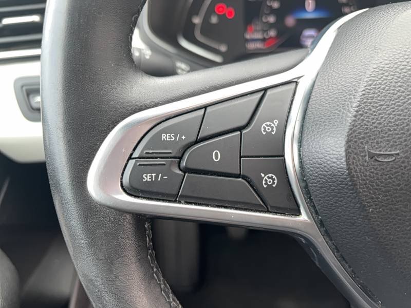 Renault Clio - Photo 15