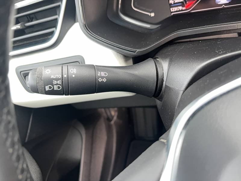 Renault Clio - Photo 17