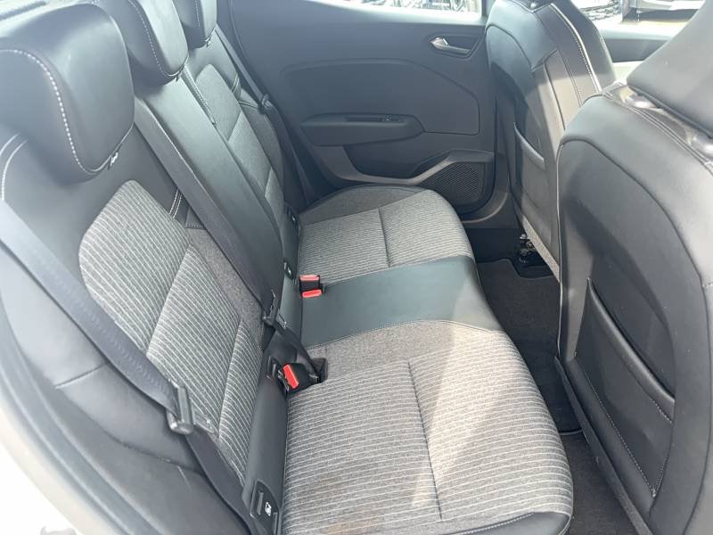 Renault Clio - Photo 32