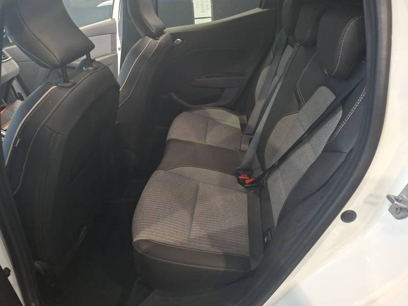 Renault Clio - Photo 17