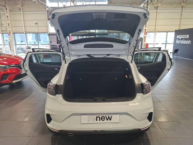 Renault Clio - Photo 24