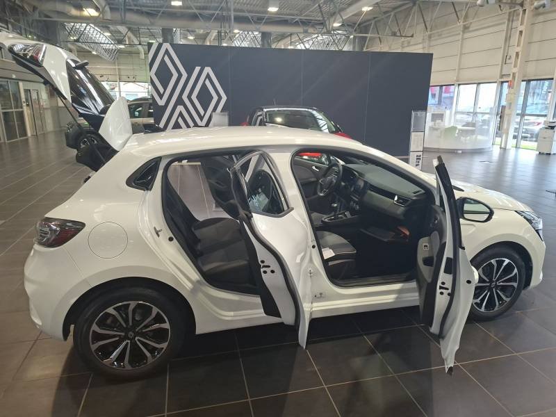 Renault Clio - Photo 26
