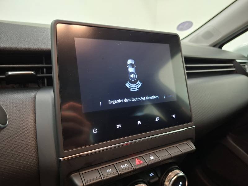 Renault Clio - Photo 16