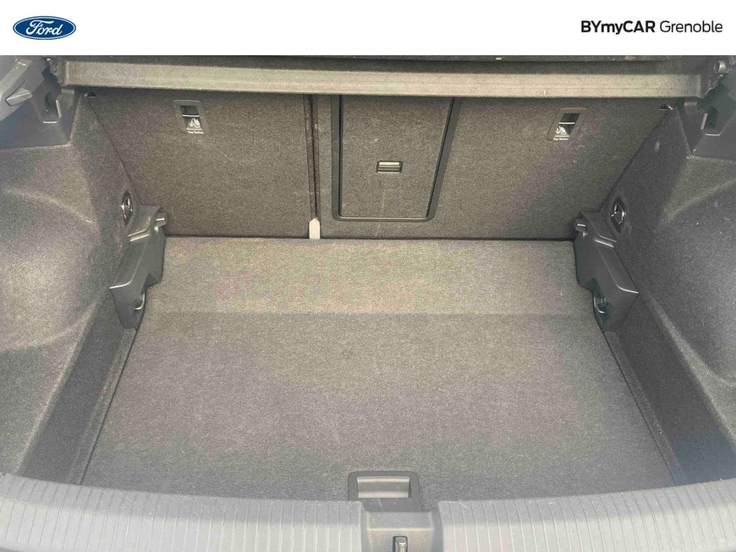 Volkswagen T-Roc - Photo 13