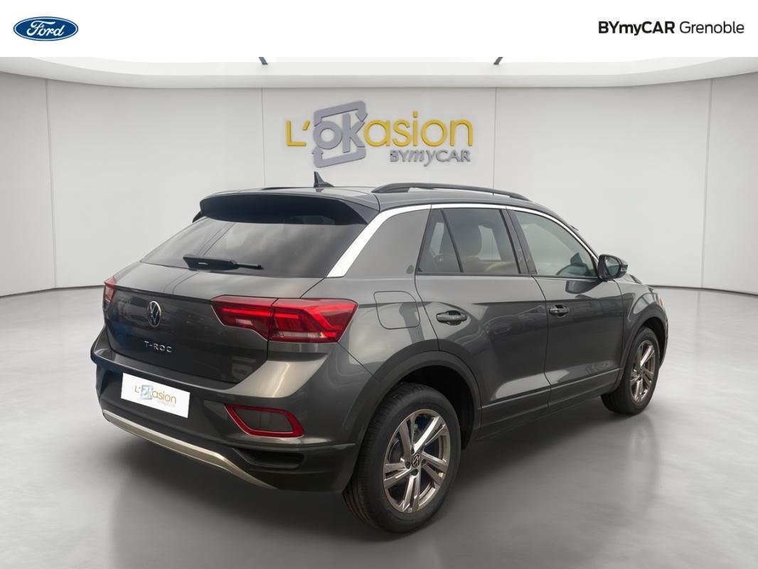 Volkswagen T-Roc - Photo 5