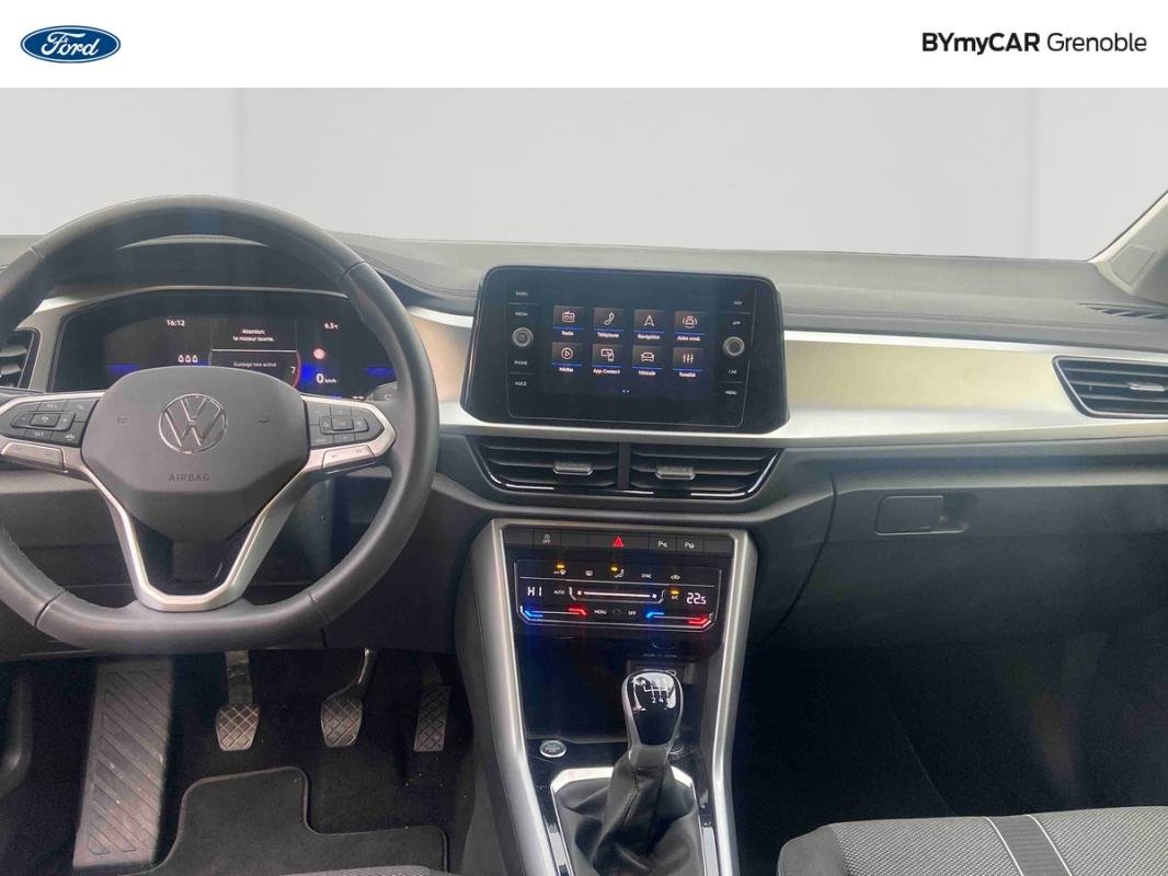 Volkswagen T-Roc - Photo 9