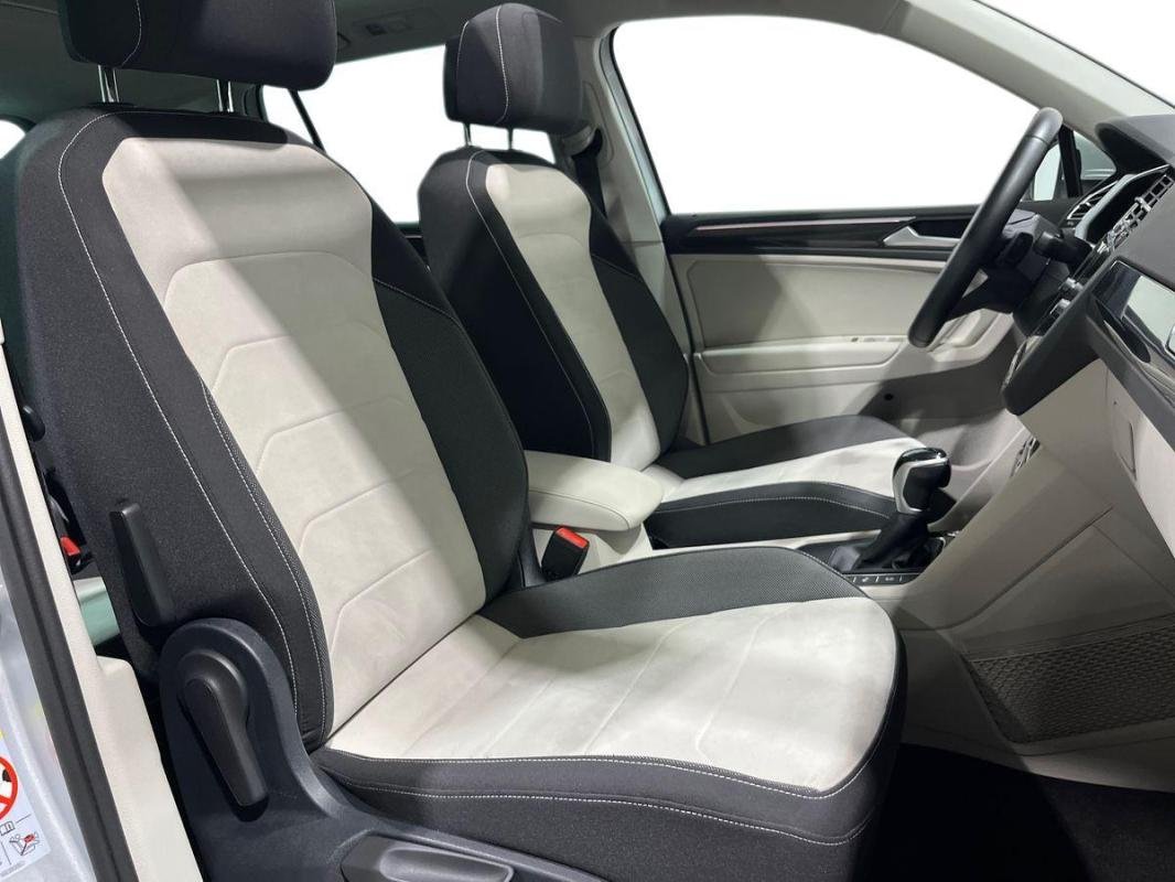 Volkswagen Tiguan - Photo 13
