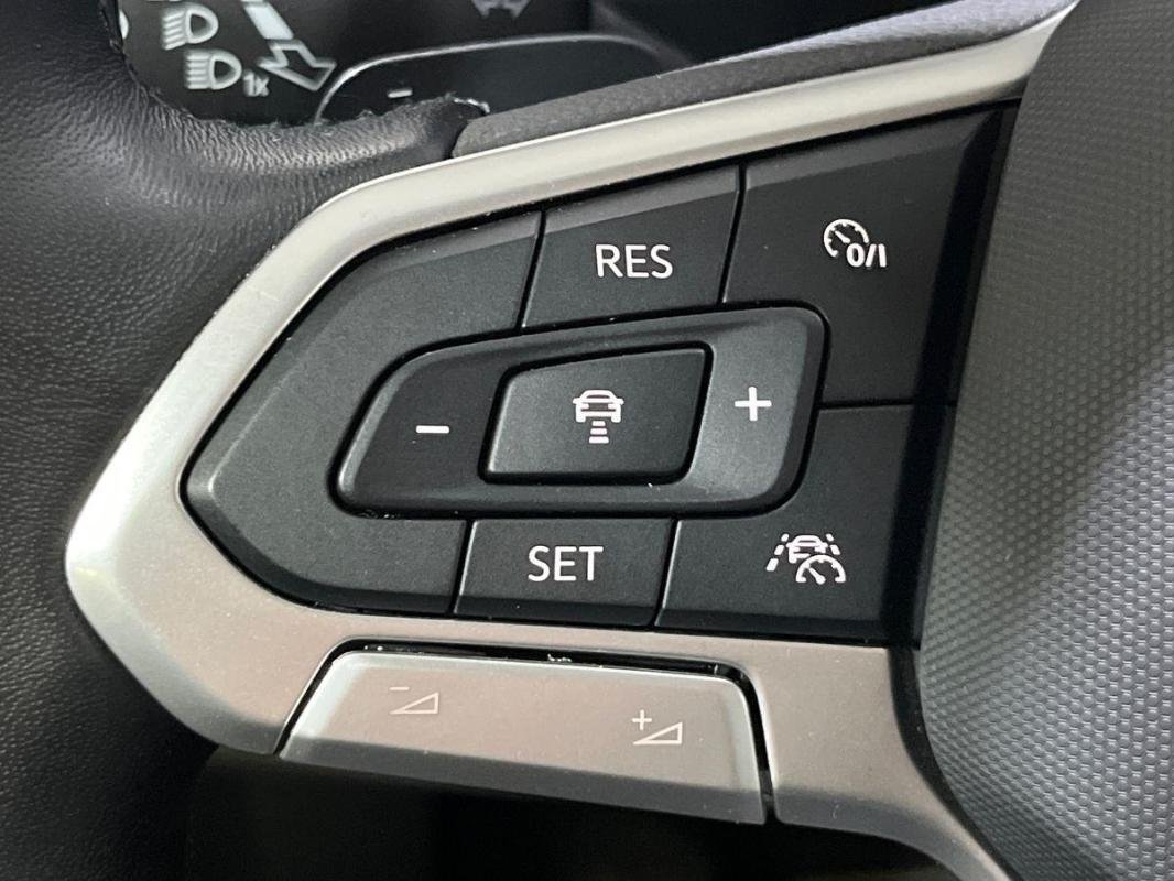 Volkswagen Tiguan - Photo 21