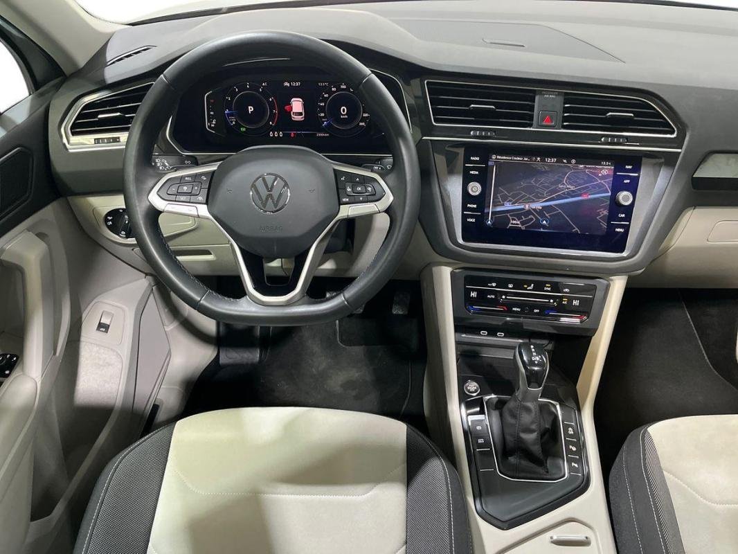 Volkswagen Tiguan - Photo 24