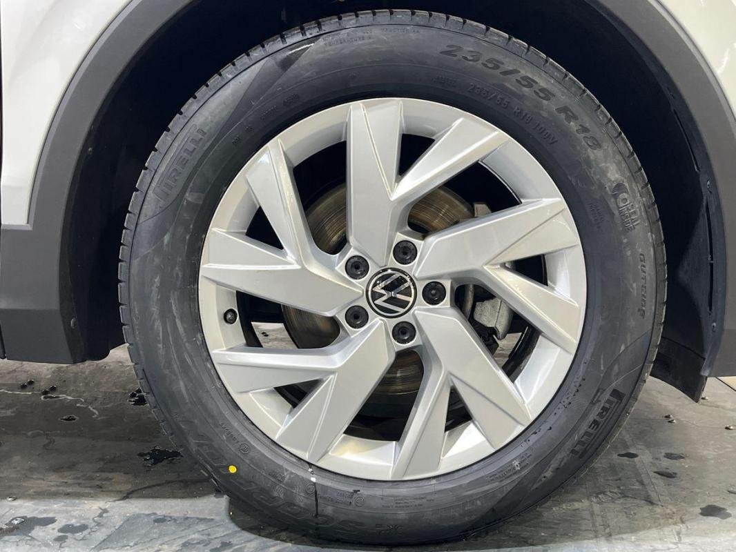 Volkswagen Tiguan - Photo 29