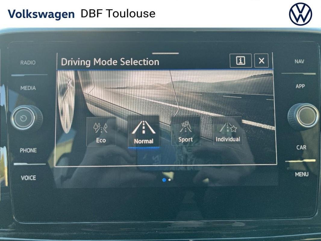 Volkswagen T-Roc - Photo 16