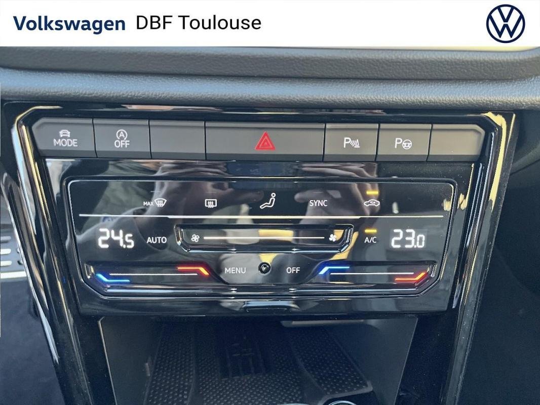 Volkswagen T-Roc - Photo 21