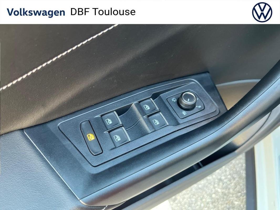 Volkswagen T-Roc - Photo 27
