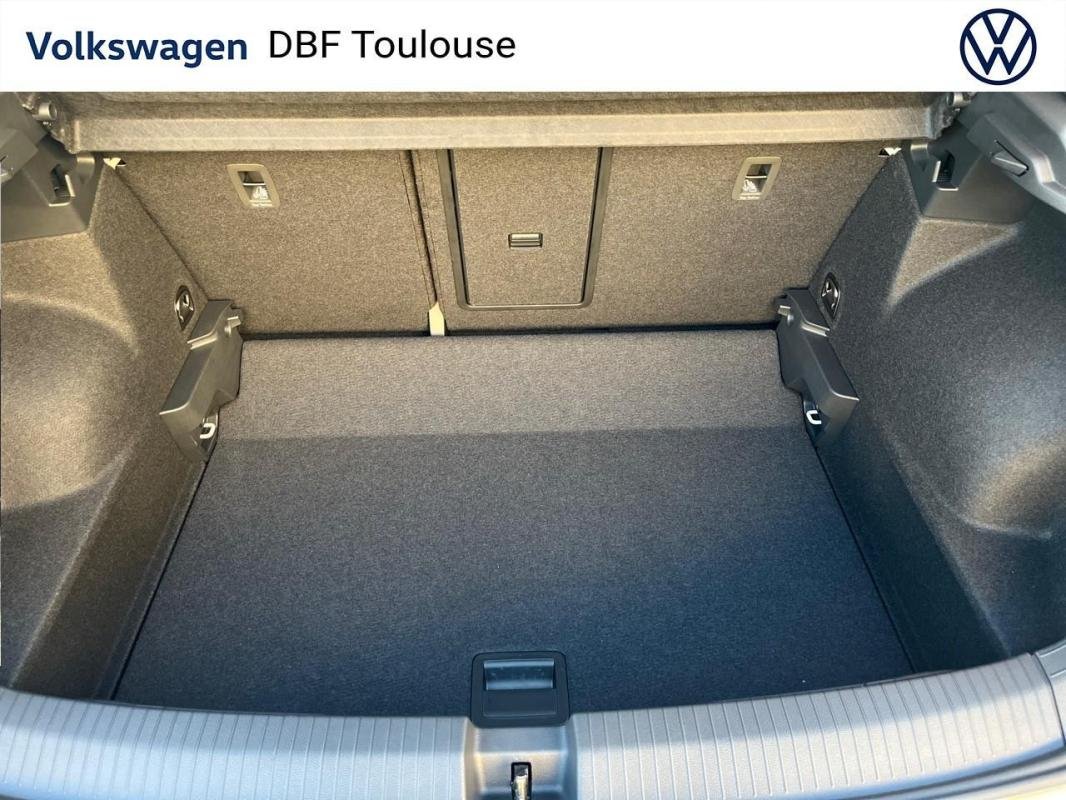 Volkswagen T-Roc - Photo 28