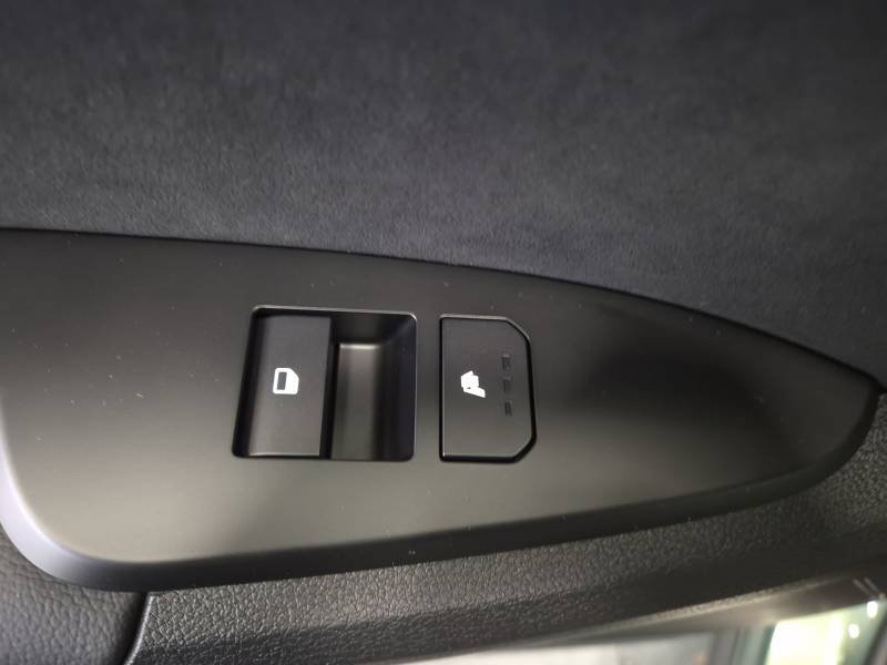 Kia Sportage - Photo 22