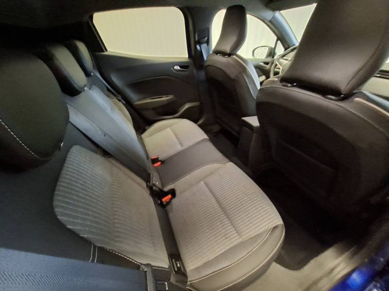 Renault Clio - Photo 24