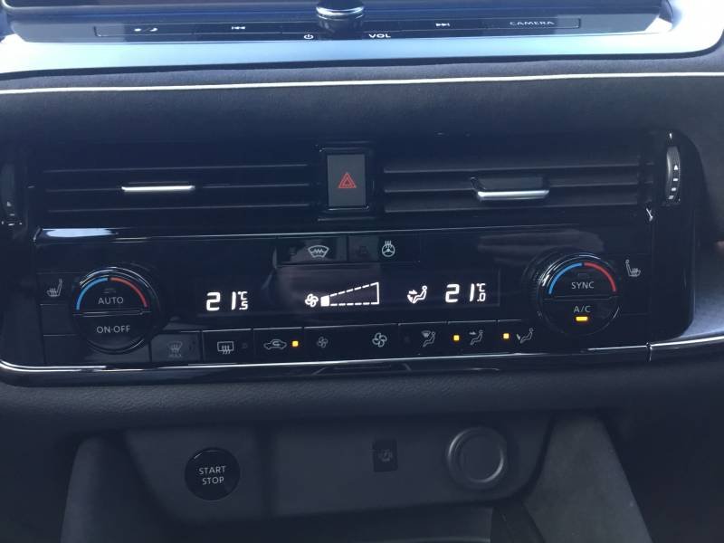 Nissan Qashqai - Photo 24