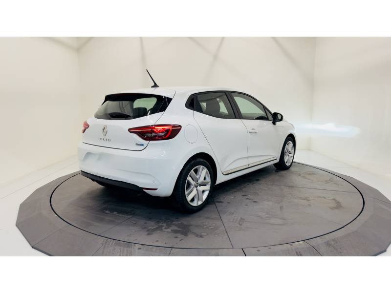 Renault Clio - Photo 2