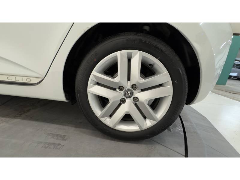 Renault Clio - Photo 22
