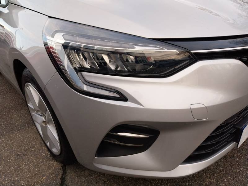 Renault Clio - Photo 18