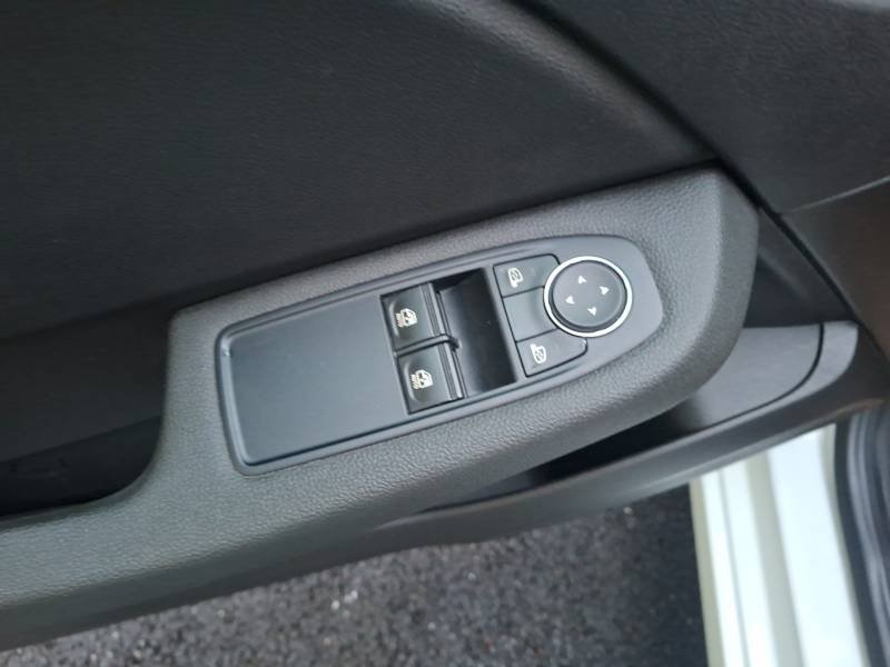 Renault Clio - Photo 24