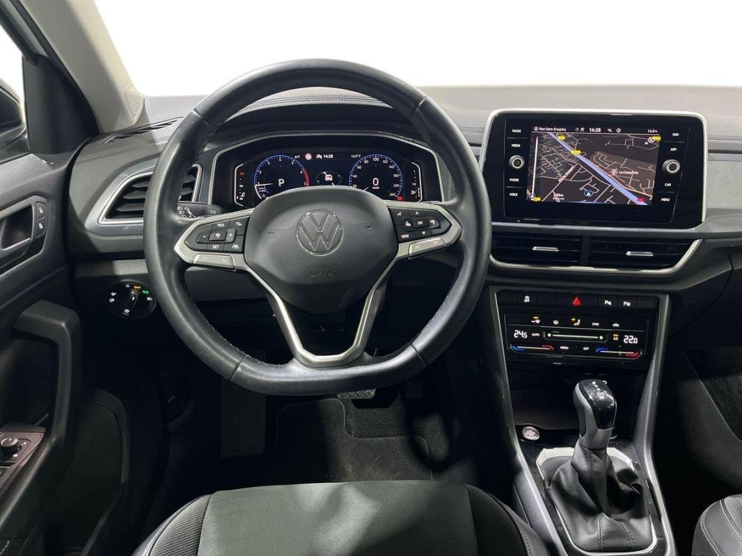 Volkswagen T-Roc - Photo 24