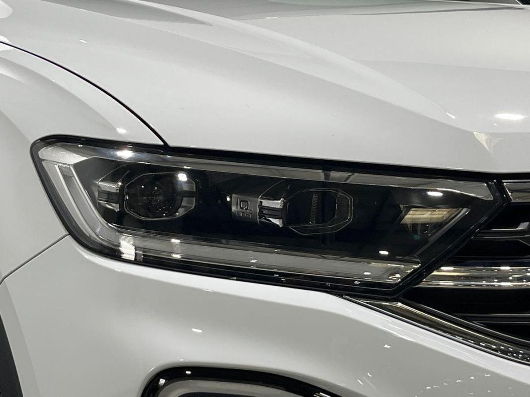 Volkswagen T-Roc - Photo 25