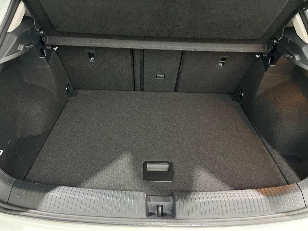 Volkswagen T-Roc - Photo 31