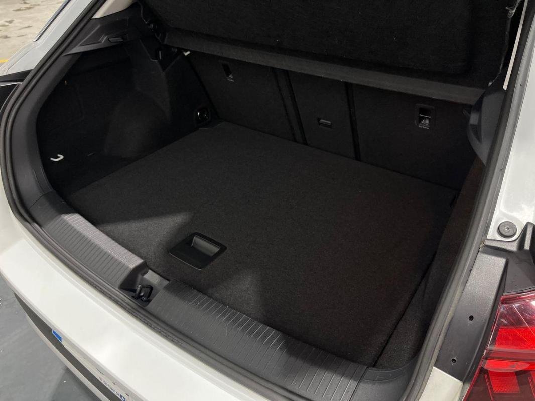 Volkswagen T-Roc - Photo 32