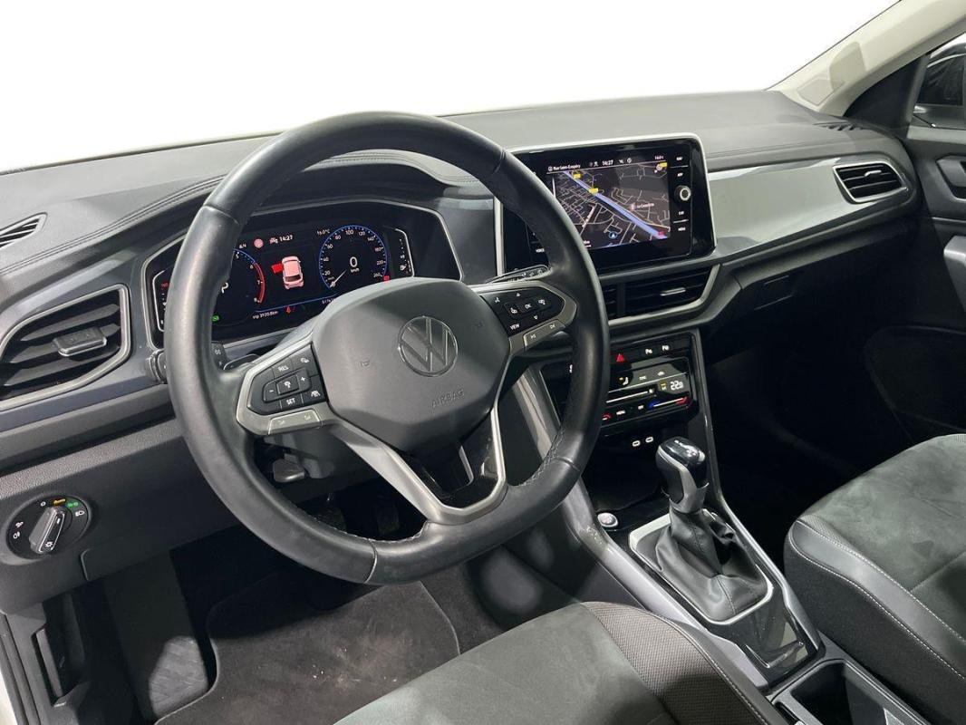 Volkswagen T-Roc - Photo 9