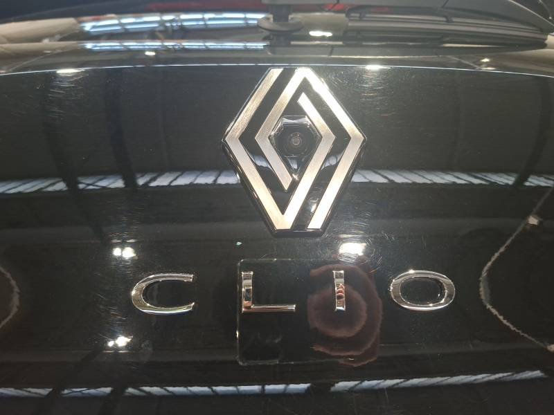 Renault Clio - Photo 23