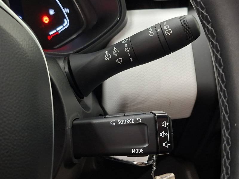 Renault Clio - Photo 25