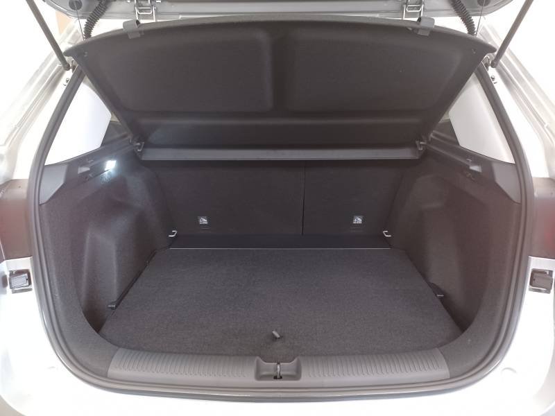 MG ZS - Photo 16