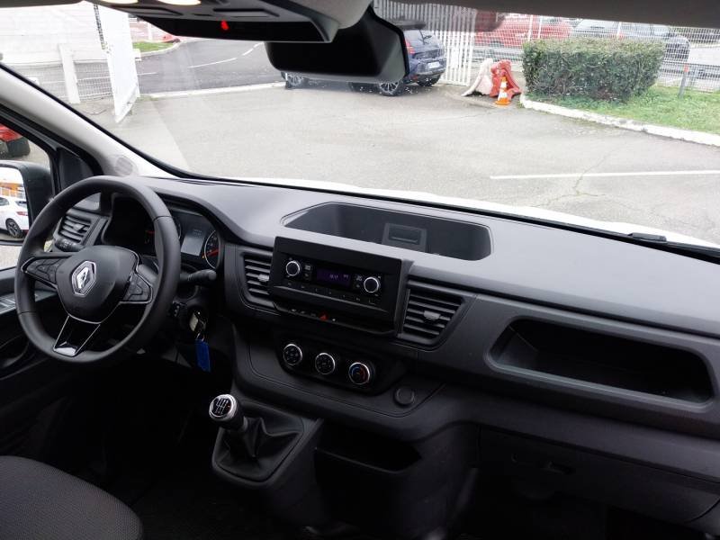 Renault Trafic - Photo 11