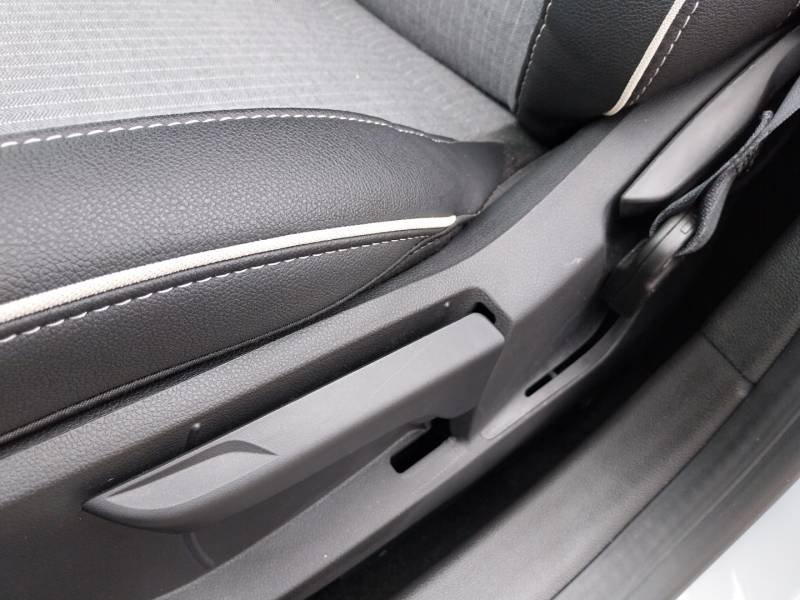 Renault Clio - Photo 25