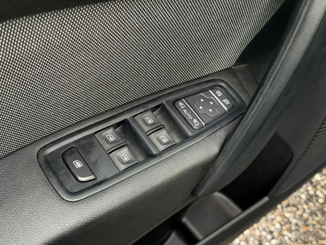 Nissan Townstar Combi - Photo 19