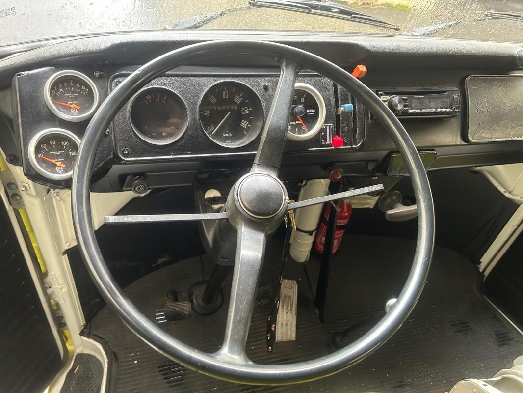 Volkswagen Combi - Photo 11