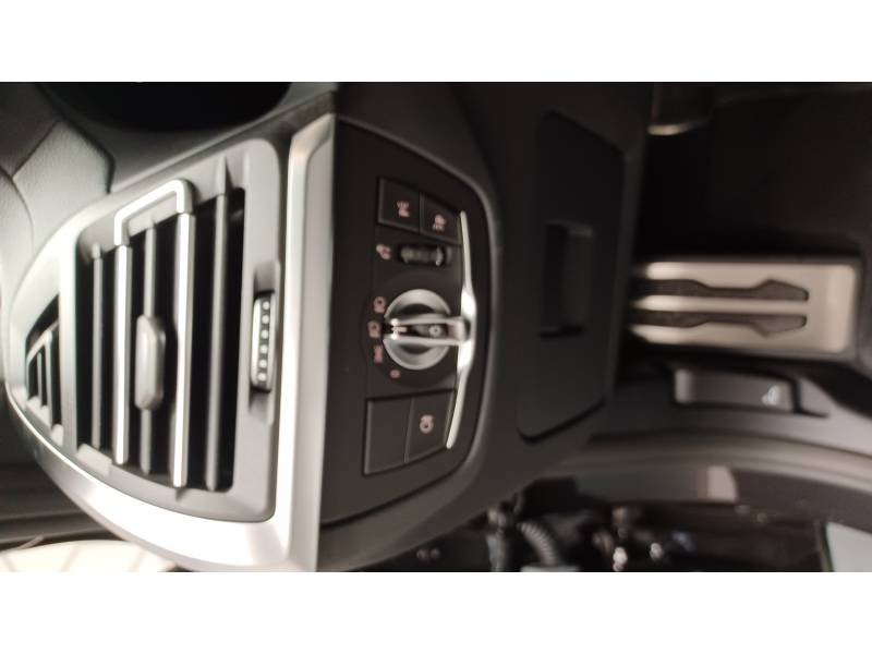 BMW iX3 - Photo 11