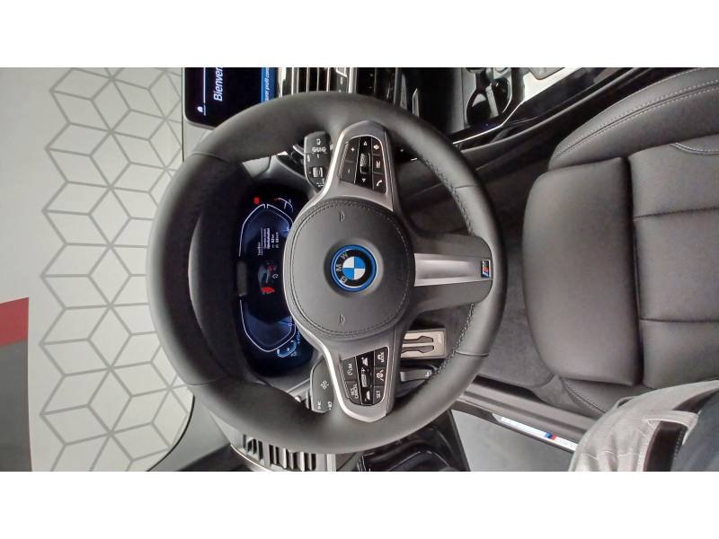 BMW iX3 - Photo 15