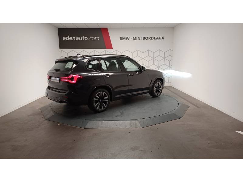 BMW iX3 - Photo 3