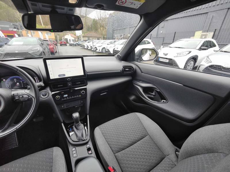 Toyota Yaris - Photo 11