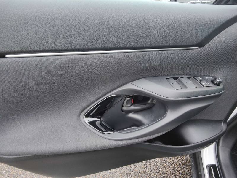 Toyota Yaris - Photo 12