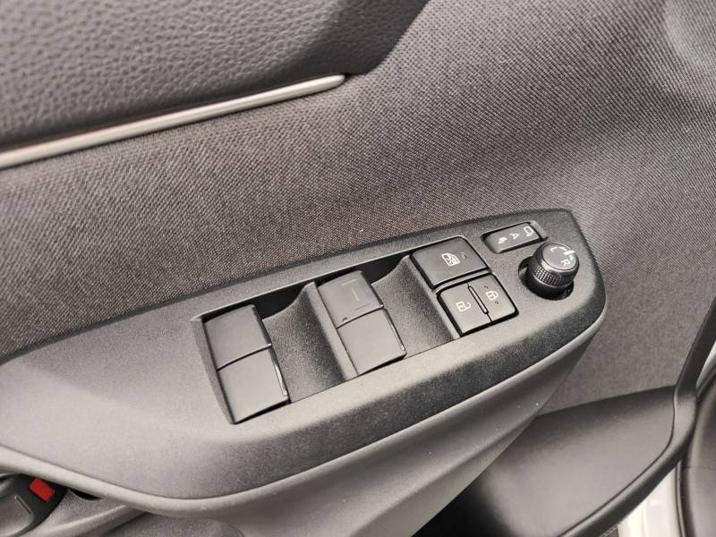 Toyota Yaris - Photo 13