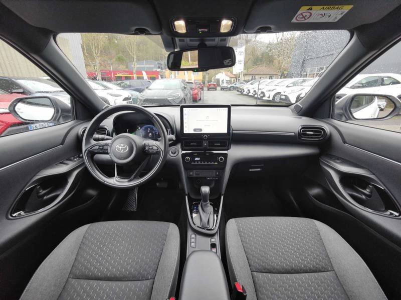 Toyota Yaris - Photo 9