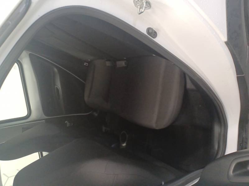 Toyota aygo x - Photo 13