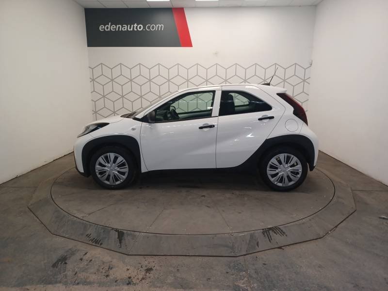 Toyota aygo x - Photo 2