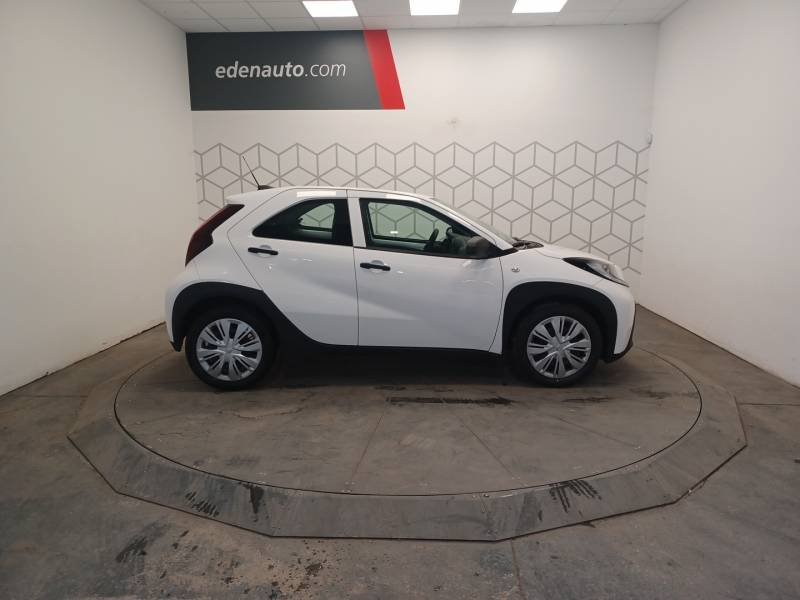 Toyota aygo x - Photo 6