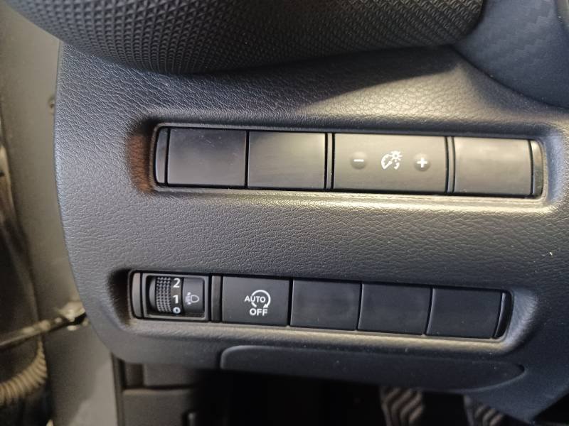 Nissan Juke - Photo 25