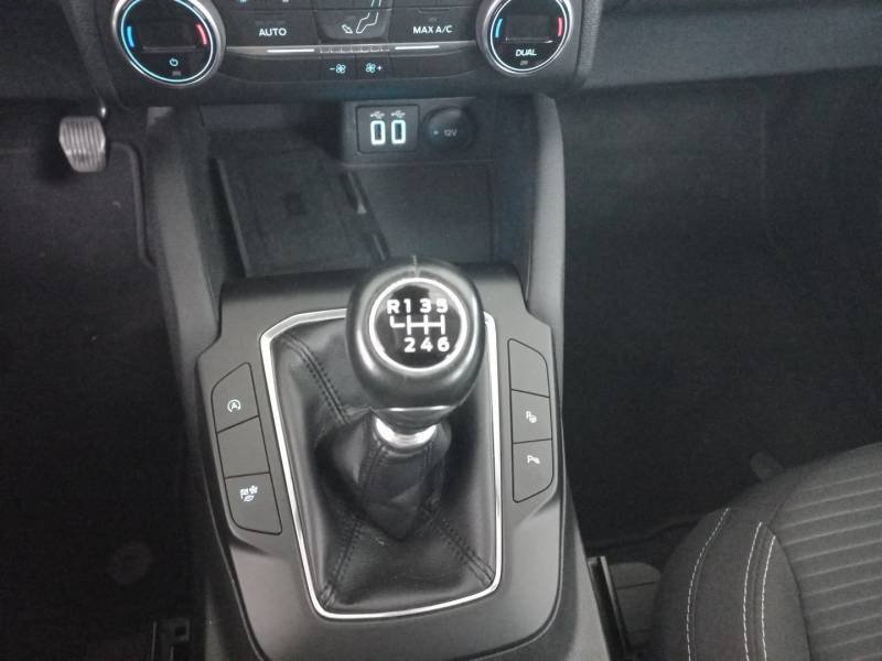 Ford Kuga - Photo 16