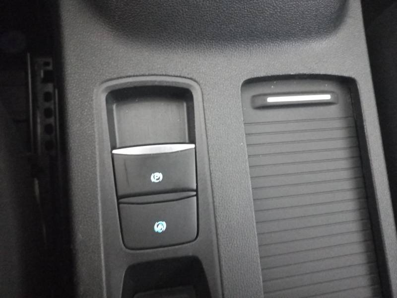 Ford Kuga - Photo 18